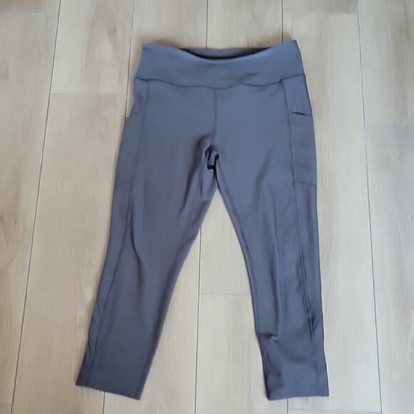 Mondetta Midweight High Waisted Mesh Capri Legging M - Picture 2 of 11